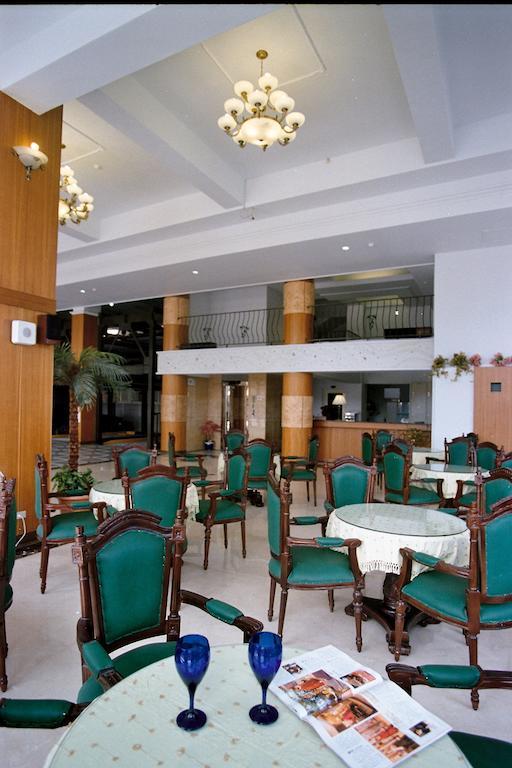 Jing Ai Hotel Luodong Exterior photo